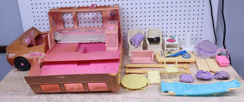 Used vintage 1988 barbie - vintage,